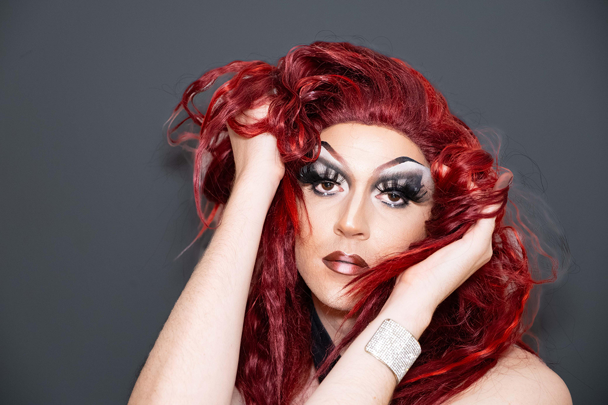 Cover Queens 01